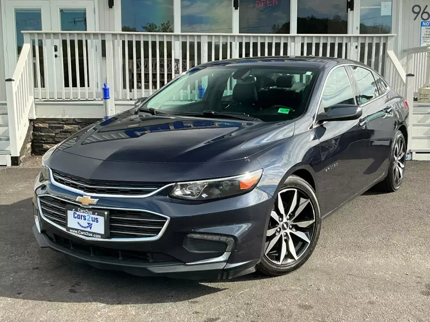 2018 Chevrolet Malibu 1LT photo 1