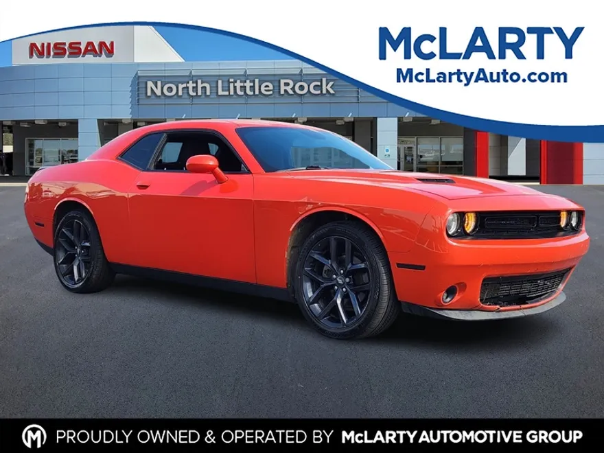 2021 Dodge Challenger SXT photo 1