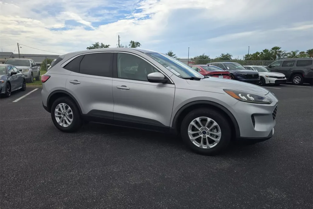 2020 Ford Escape SE photo 1
