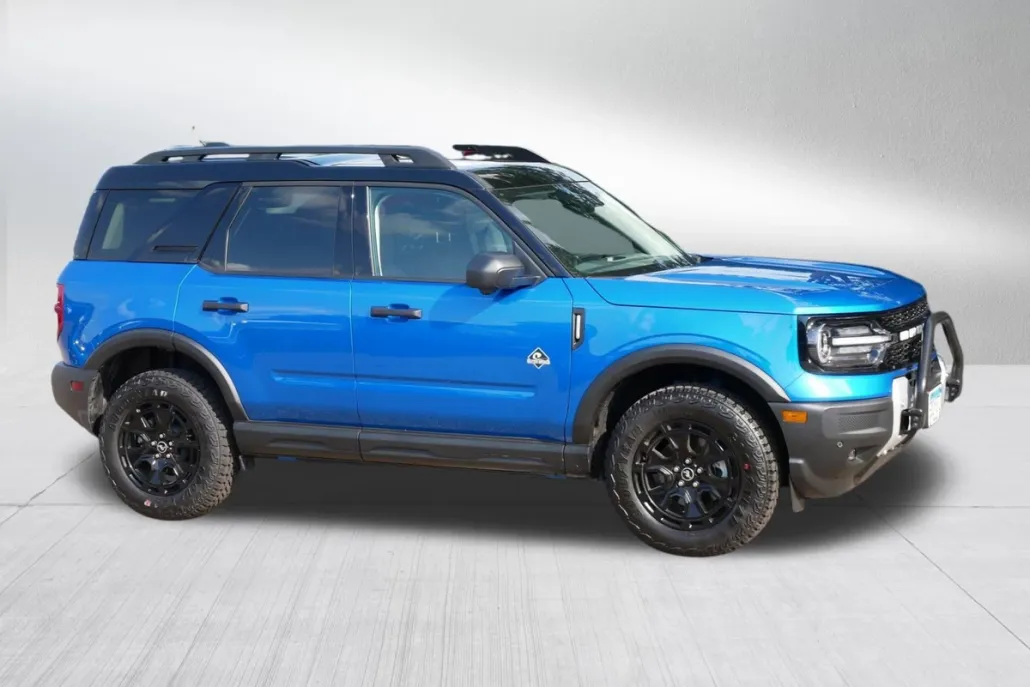 2025 Ford Bronco Sport Outer Banks photo 1