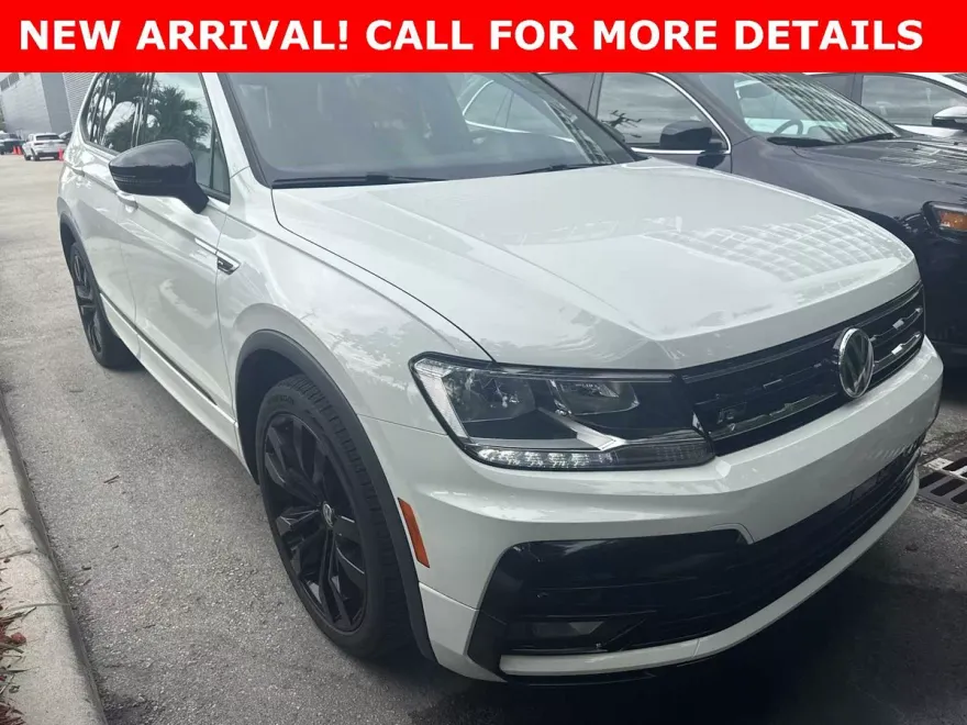 2021 Volkswagen Tiguan SE R-Line Black photo 1