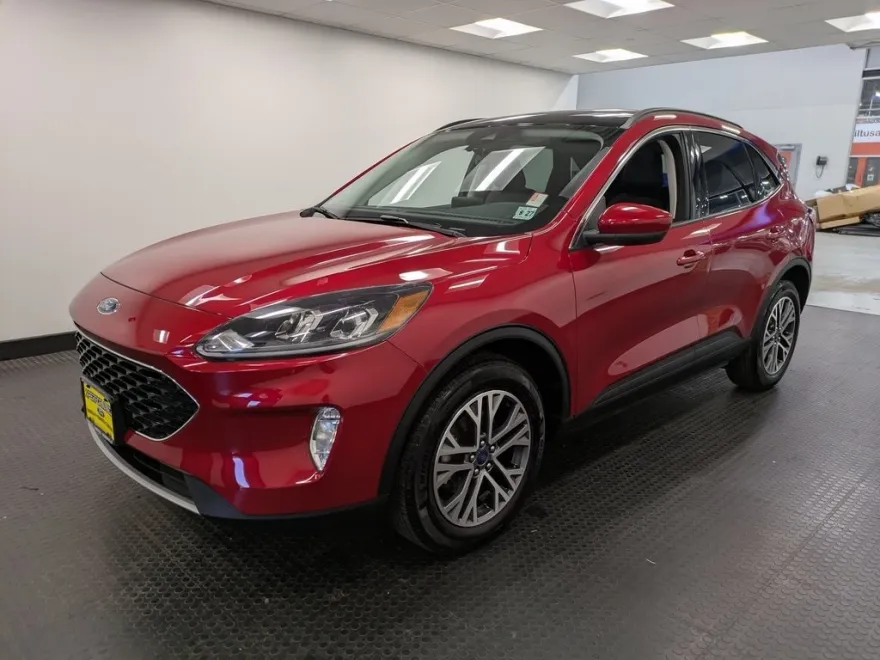 2022 Ford Escape SEL photo 1