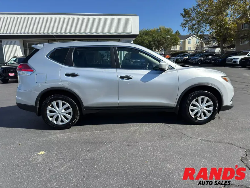 2016 Nissan Rogue SL photo 1