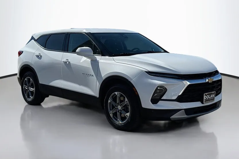 2023 Chevrolet Blazer 2LT photo 1