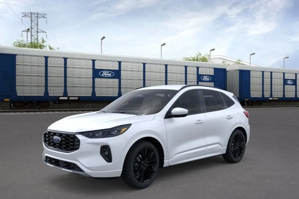 2025 Ford Escape Hybrid ST-Line Elite photo 1