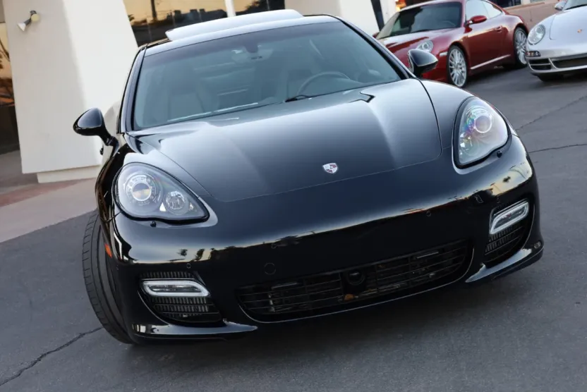 2012 Porsche Panamera Turbo photo 1