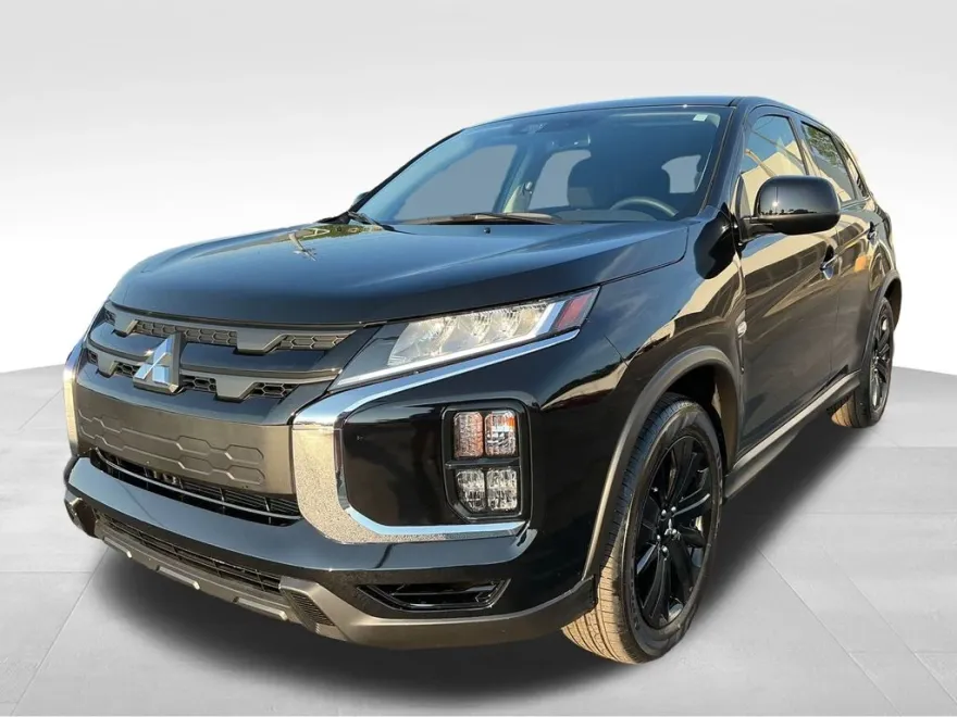 2025 Mitsubishi Outlander Sport ES photo 1