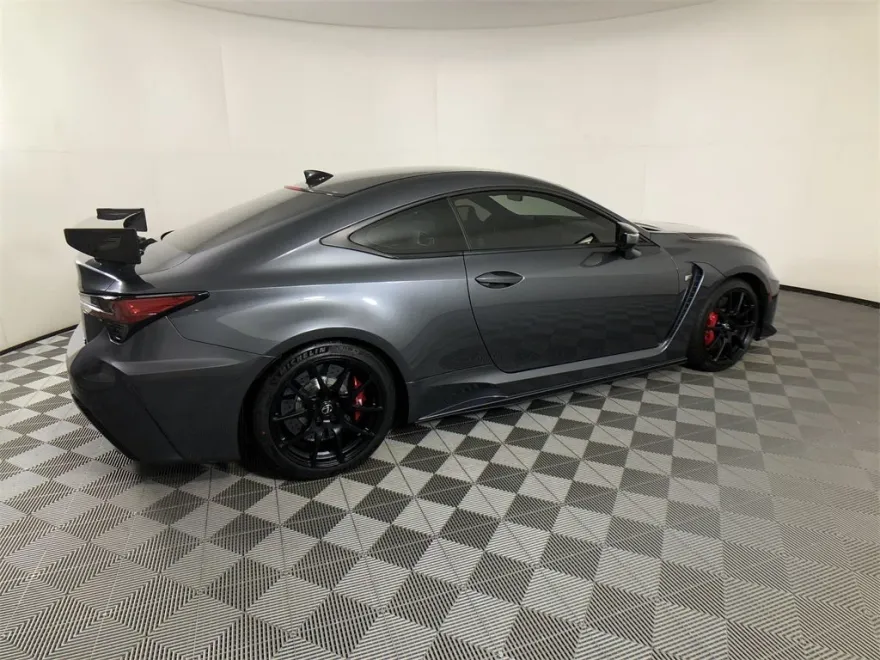 2024 Lexus RC F photo 1