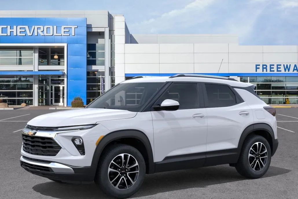 2026 Chevrolet Trailblazer LT photo 1