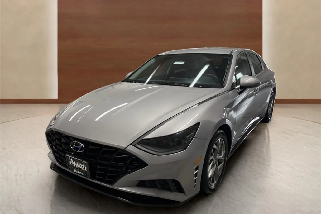 2023 Hyundai Sonata SEL photo 1