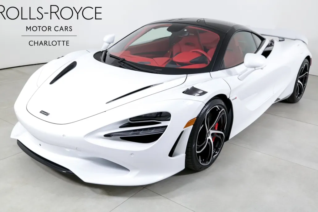 2024 Mclaren 750S Coupe photo 1