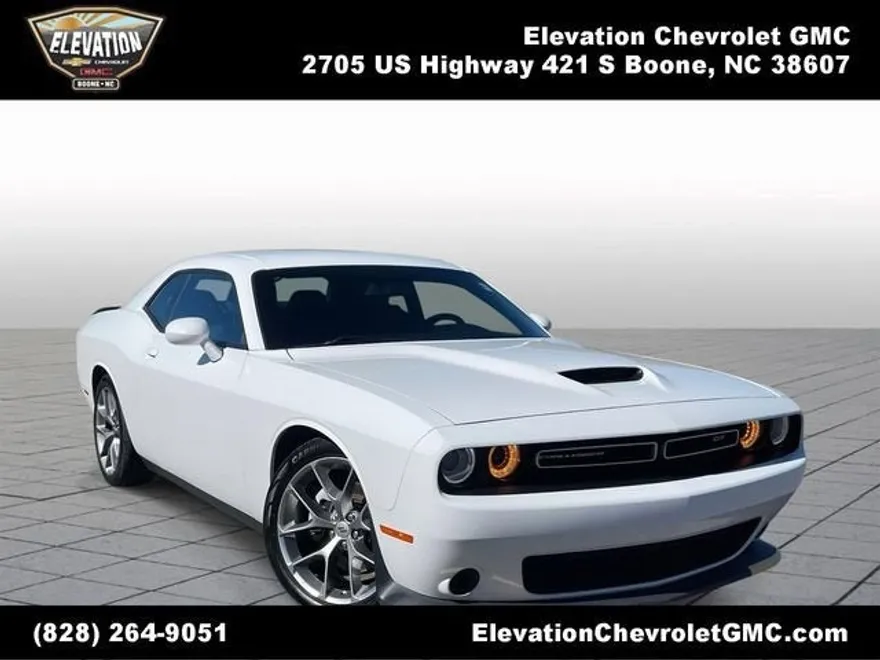 2023 Dodge Challenger GT photo 1