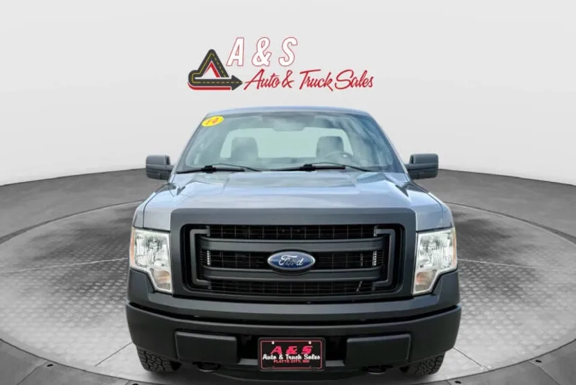 2014 Ford F-150 XL photo 1