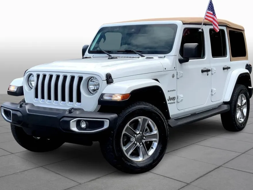2022 Jeep Wrangler Unlimited Sahara photo 1