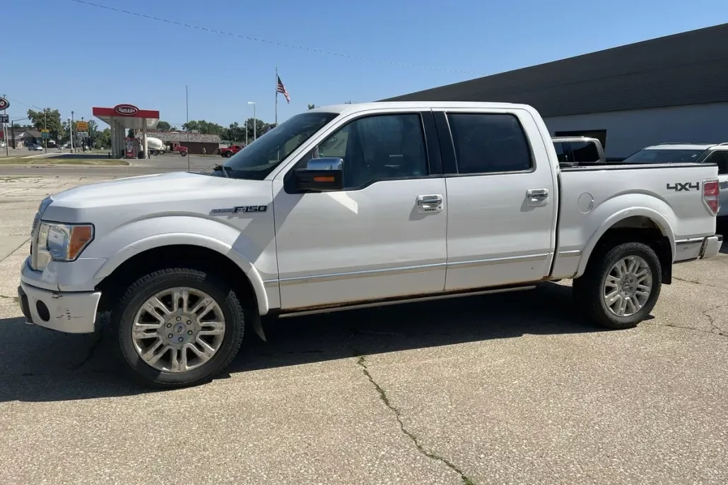 2012 Ford F-150 Platinum photo 1