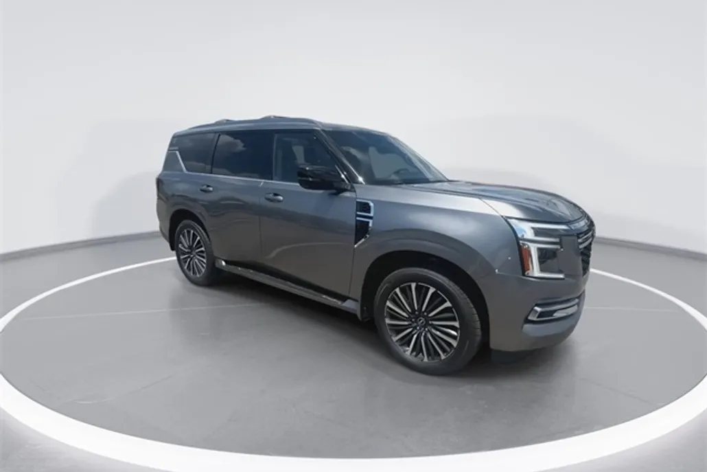2025 Nissan Armada Platinum Reserve photo 1