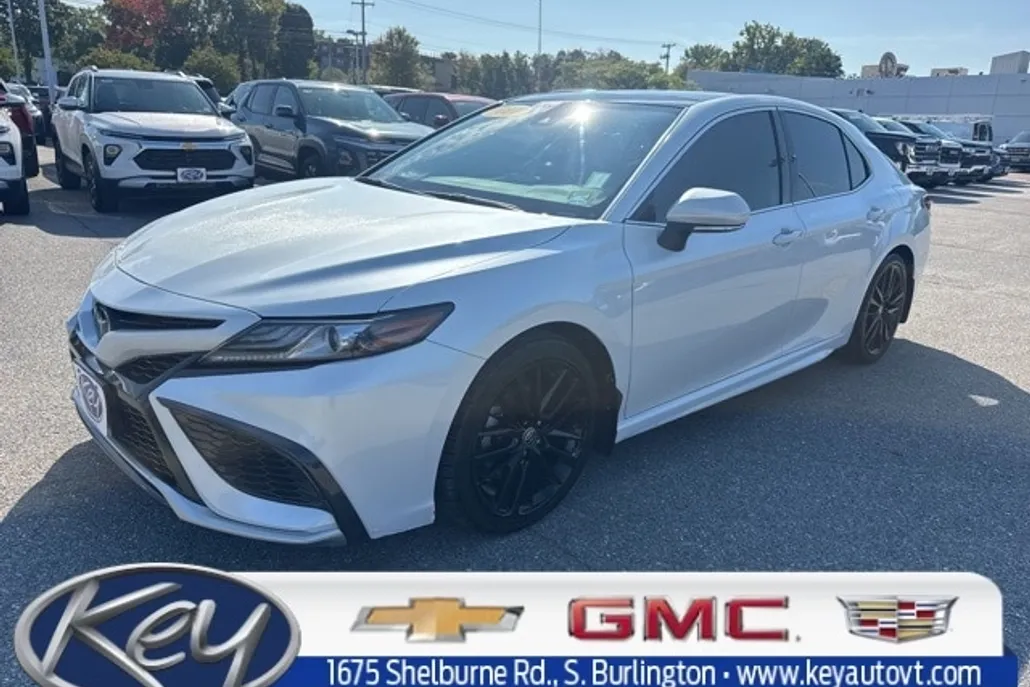 2021 Toyota Camry XSE photo 1