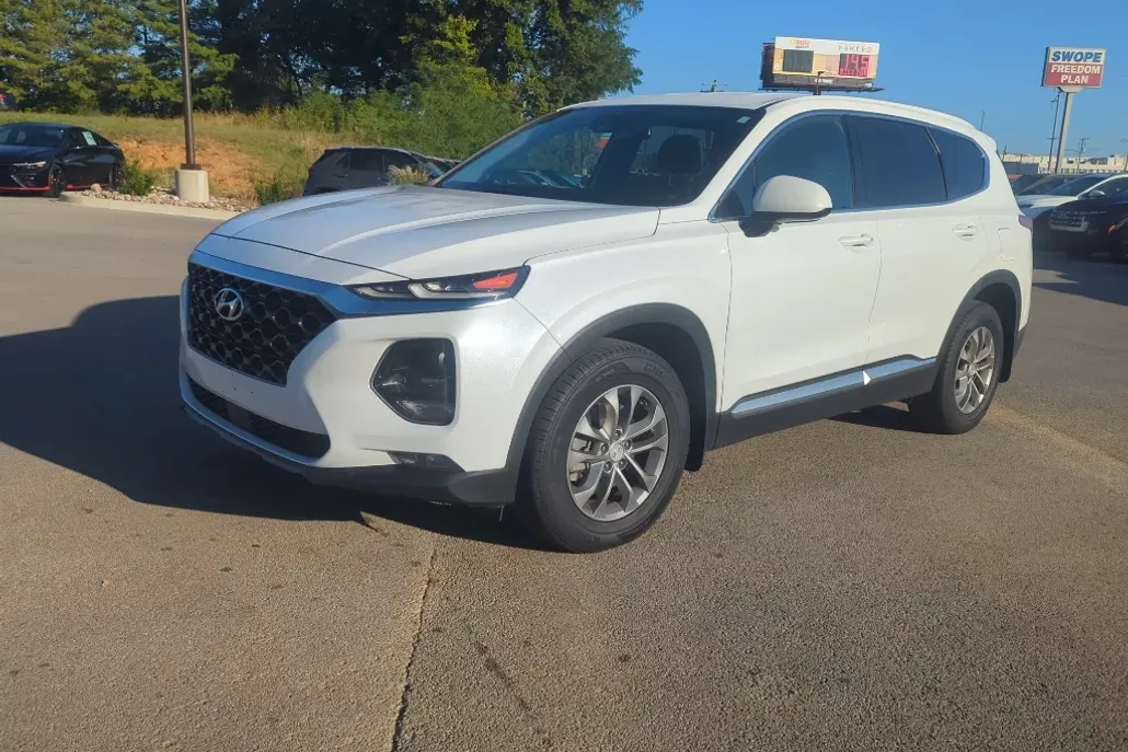 2020 Hyundai Santa Fe SEL photo 1