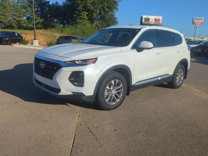 2020 Hyundai Santa Fe SEL photo 1
