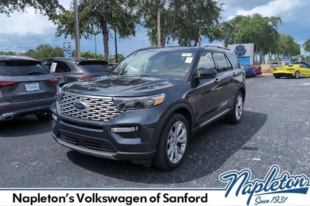 2022 Ford Explorer Platinum photo 1