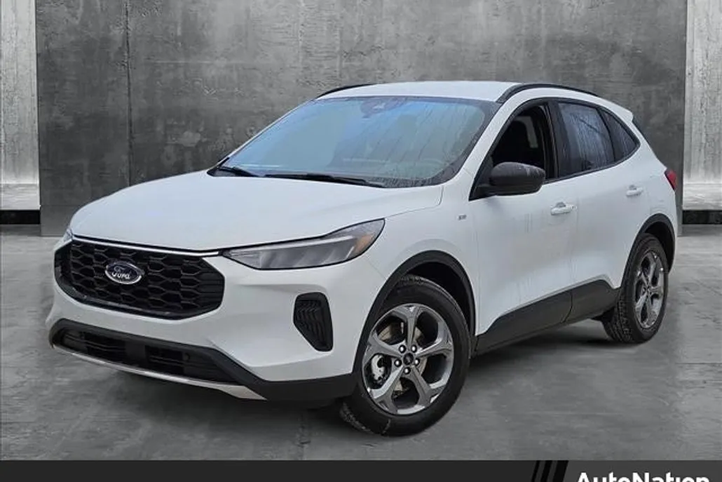 2025 Ford Escape ST-Line photo 1