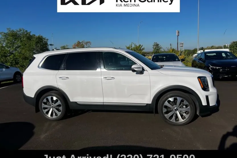 2022 Kia Telluride S photo 1