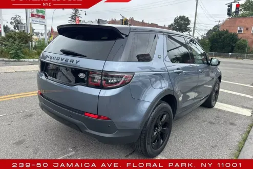 2022 Land Rover Discovery Sport S photo 3