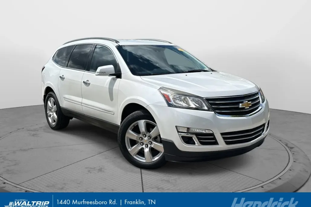 2016 Chevrolet Traverse LTZ photo 1