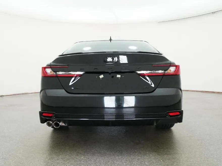 2026 Toyota Camry photo 1