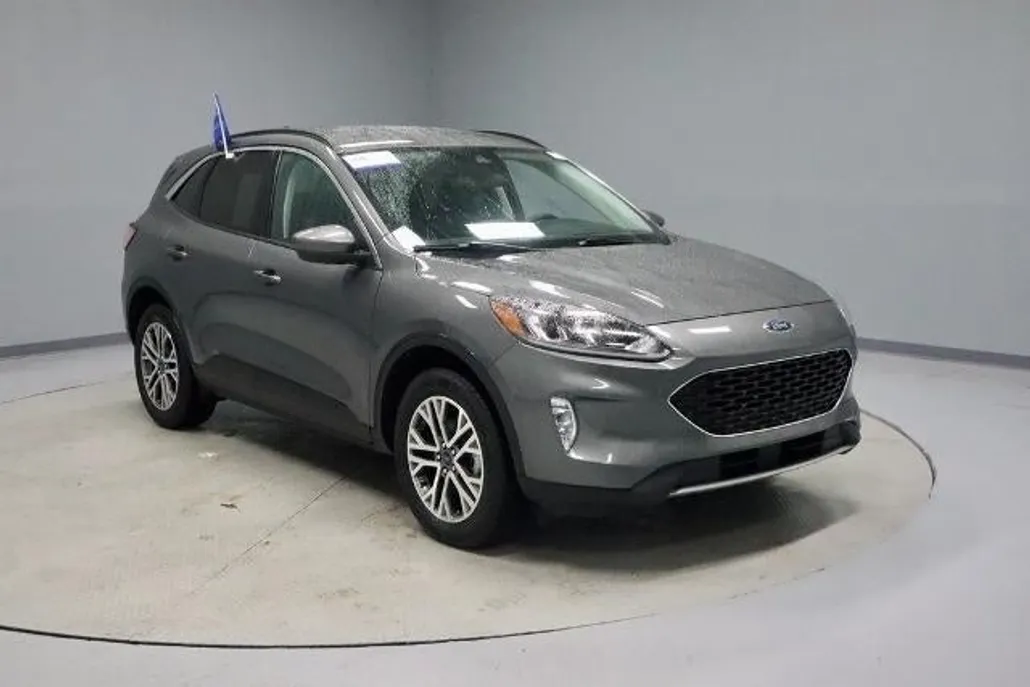 2022 Ford Escape SEL photo 1