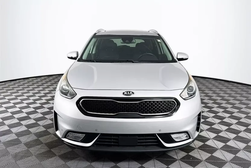 2019 Kia Niro Touring photo 1