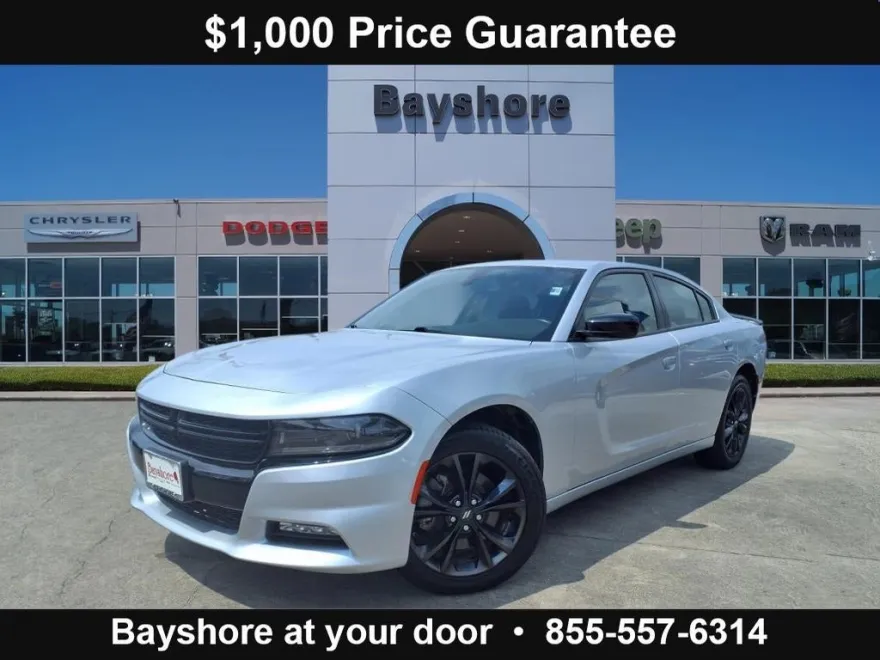 2022 Dodge Charger SXT photo 1