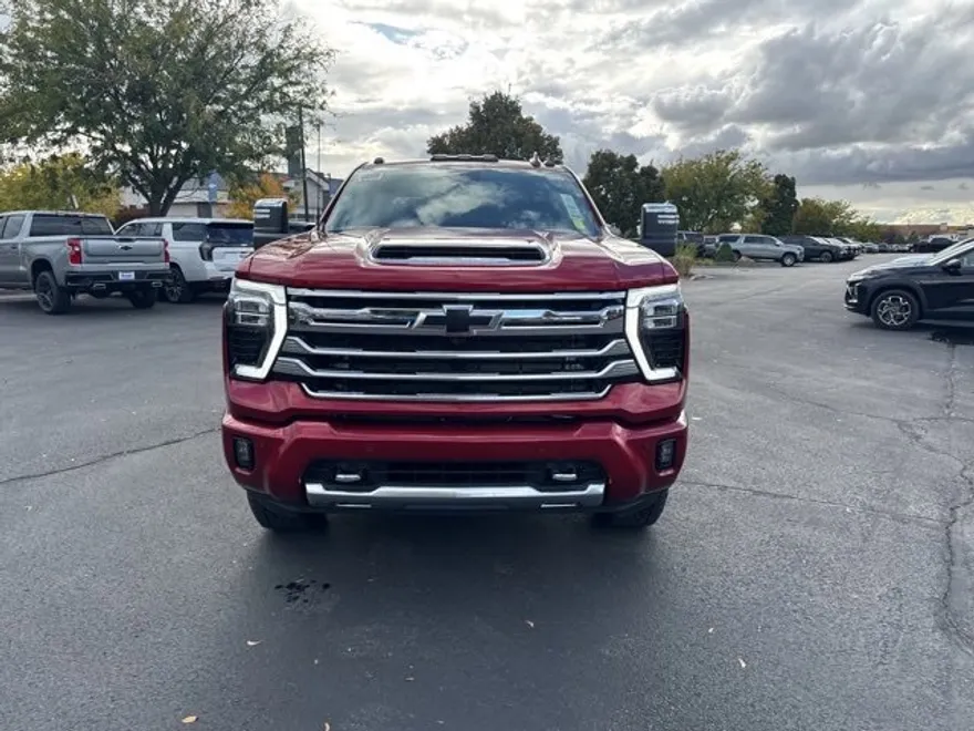 2026 Chevrolet Silverado 3500HD High Country photo 1