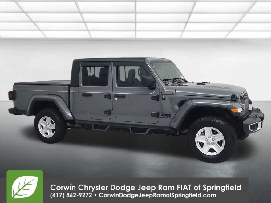 2021 Jeep Gladiator Sport photo 1