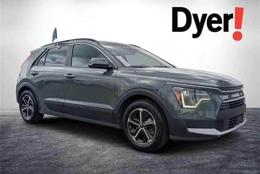 2023 Kia Niro EX photo 1