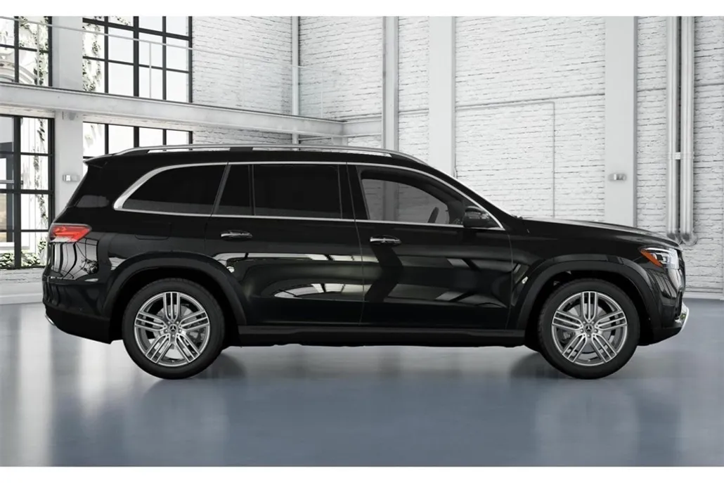 2026 Mercedes Benz GLS 450 4MATIC photo 1
