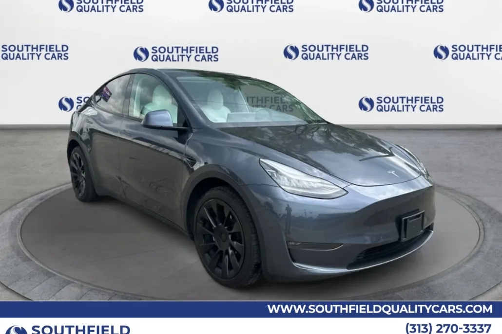 2020 Tesla Model Y Long Range photo 1
