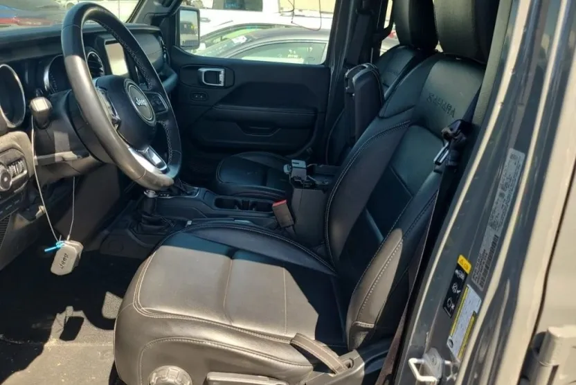 2022 Jeep Wrangler Unlimited Sahara 4xe photo 1