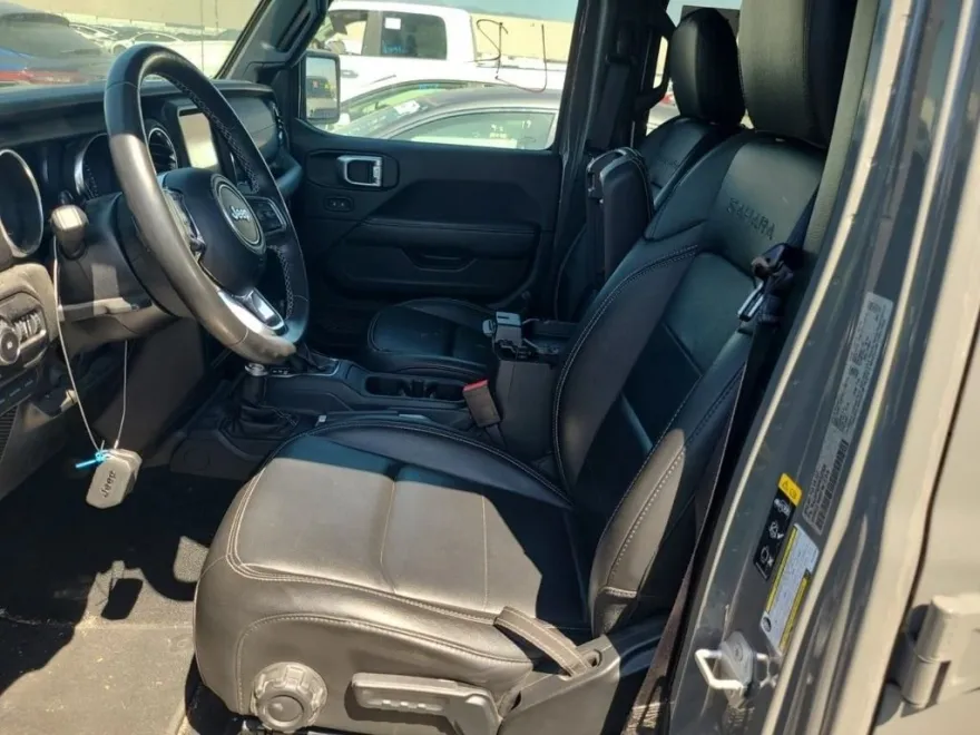 2022 Jeep Wrangler Unlimited Sahara 4xe photo 1