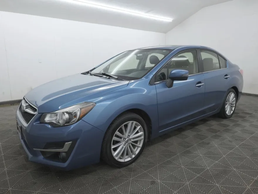 2016 Subaru Impreza Limited photo 2