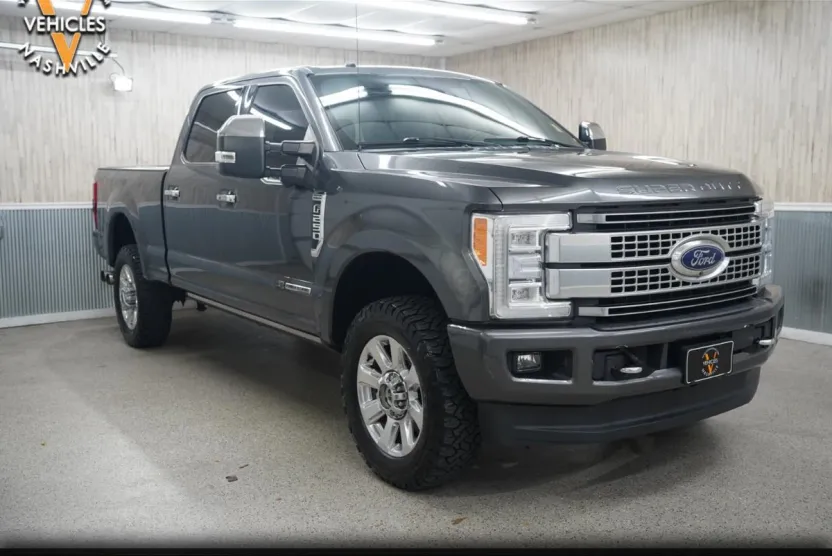 2018 Ford F-250 Platinum photo 1