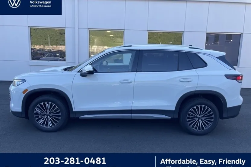 2025 Volkswagen Tiguan S photo 1