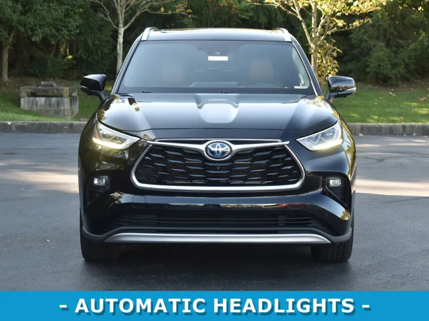 2023 Toyota Highlander Hybrid Platinum photo 1