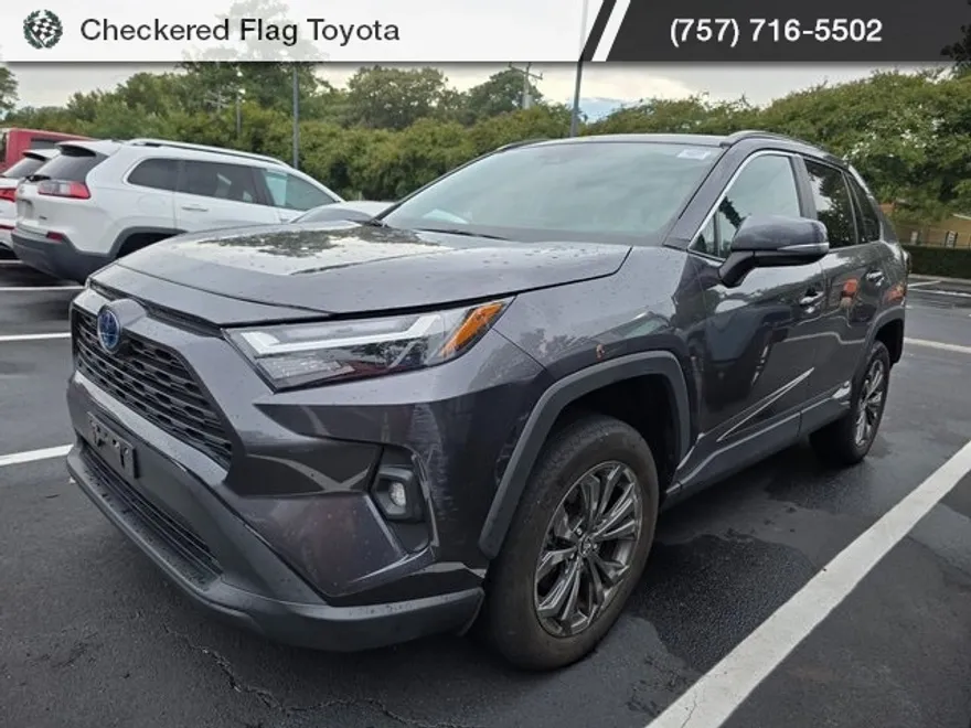 2022 Toyota RAV4 Hybrid XLE Premium photo 1