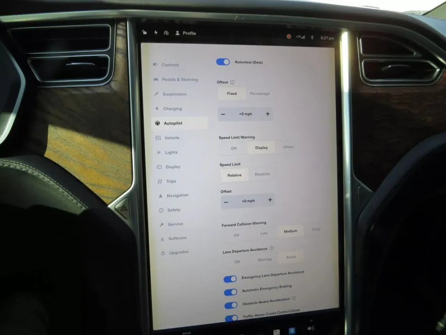 2017 Tesla Model X 100D photo 20