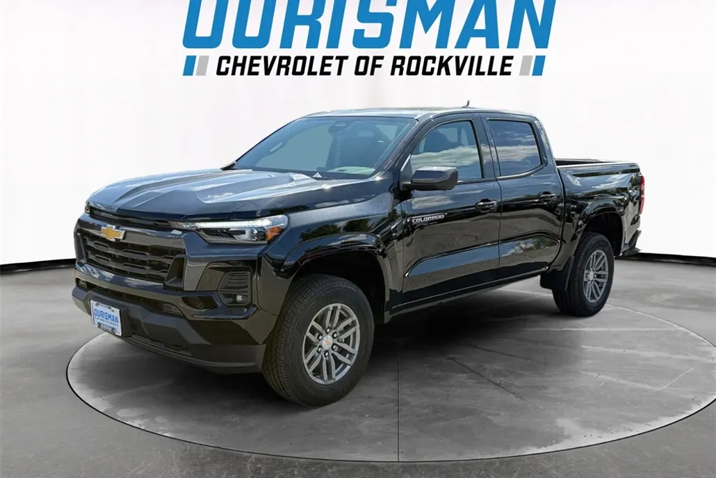 2026 Chevrolet Colorado LT photo 1