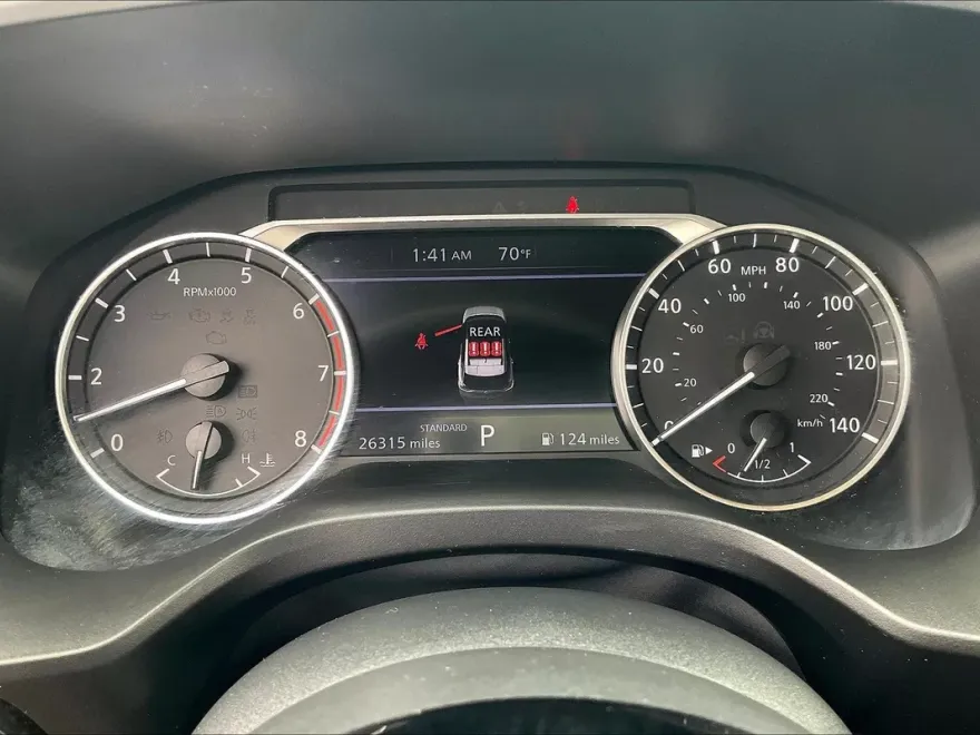 2023 Nissan Rogue SV photo 19