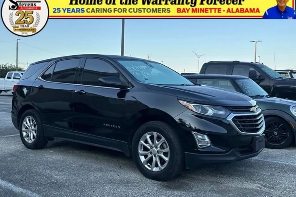 2020 Chevrolet Equinox LT photo 1