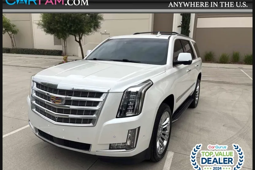 2017 Cadillac Escalade Premium Luxury photo 1