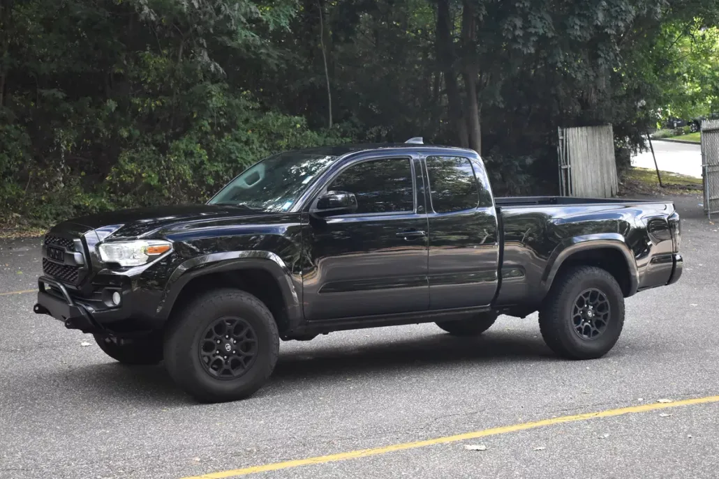 2021 Toyota Tacoma SR5 V6 photo 1